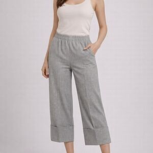 ZARA GREY 3/4 TROUSER SIZE SMALL